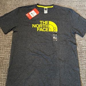 Mens North Face tshirt NWT